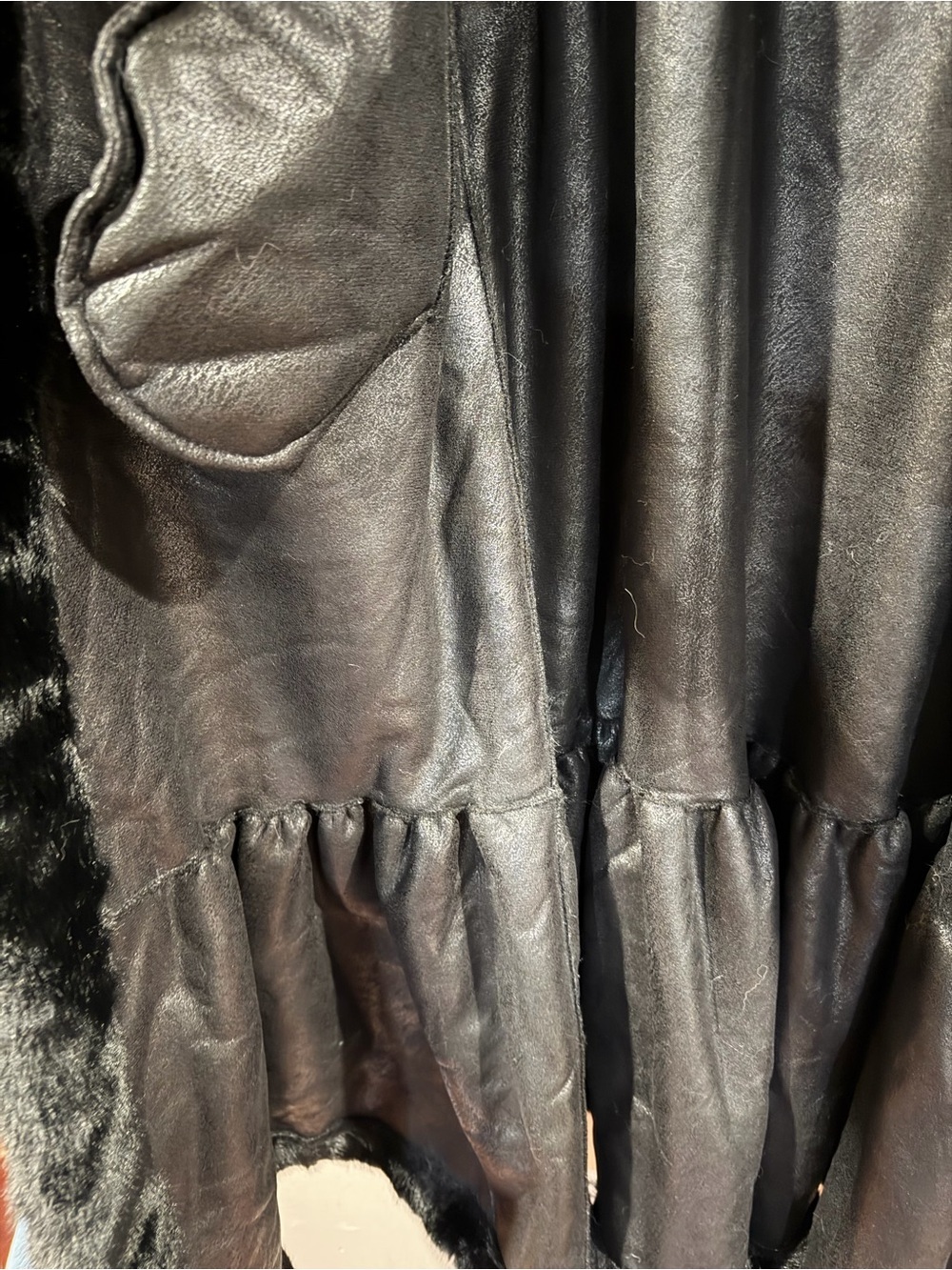 NWOT Black Faux Fur Long Coat with Beige Trim Size Medium/Large - Picture 13 of 13